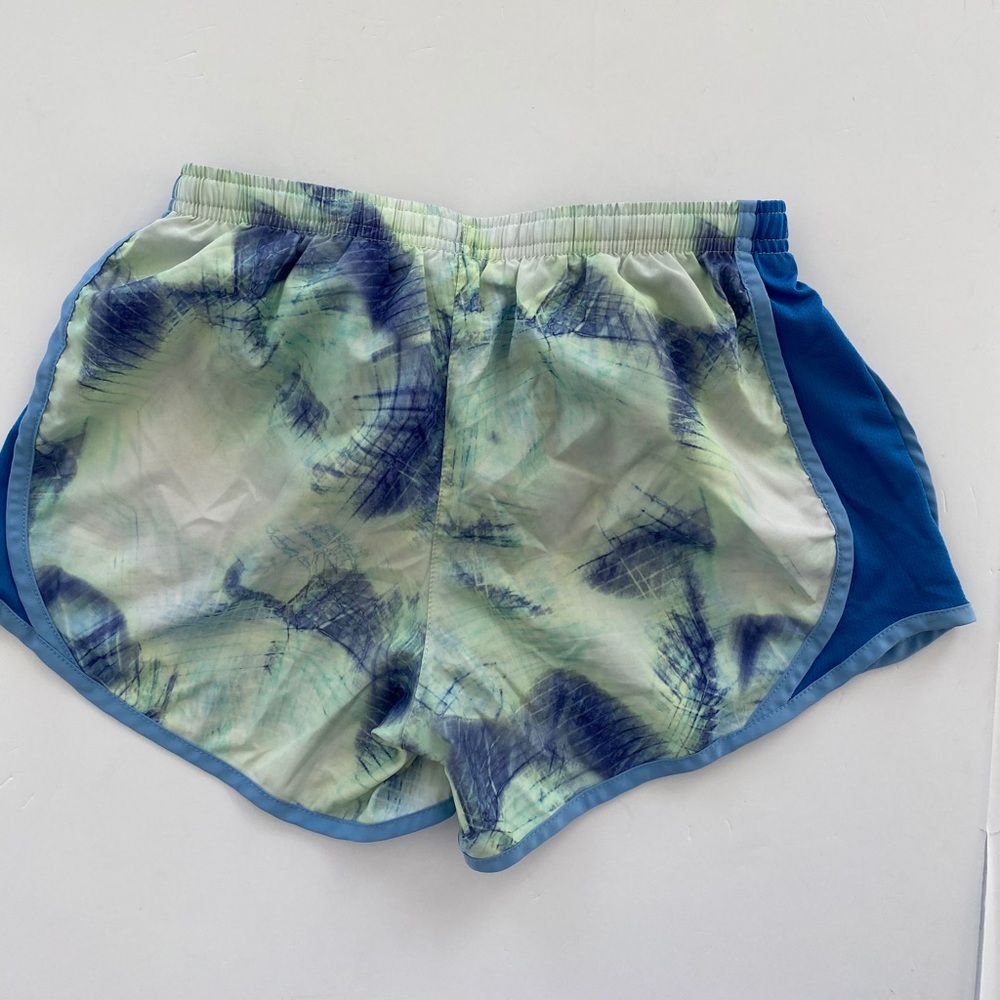 Nike dry fit tye die shorts - Picture 3 of 6